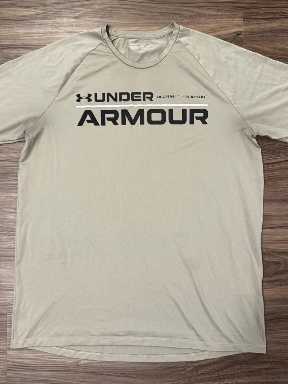 Under Armour Men’s Sandstone Beige Logo Short Sleeve Tee